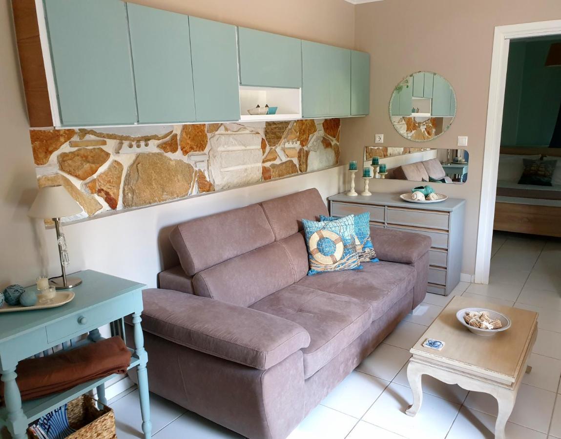 Deluxe Apartment Near The Airport Adults Only Porto Rafti Bagian luar foto
