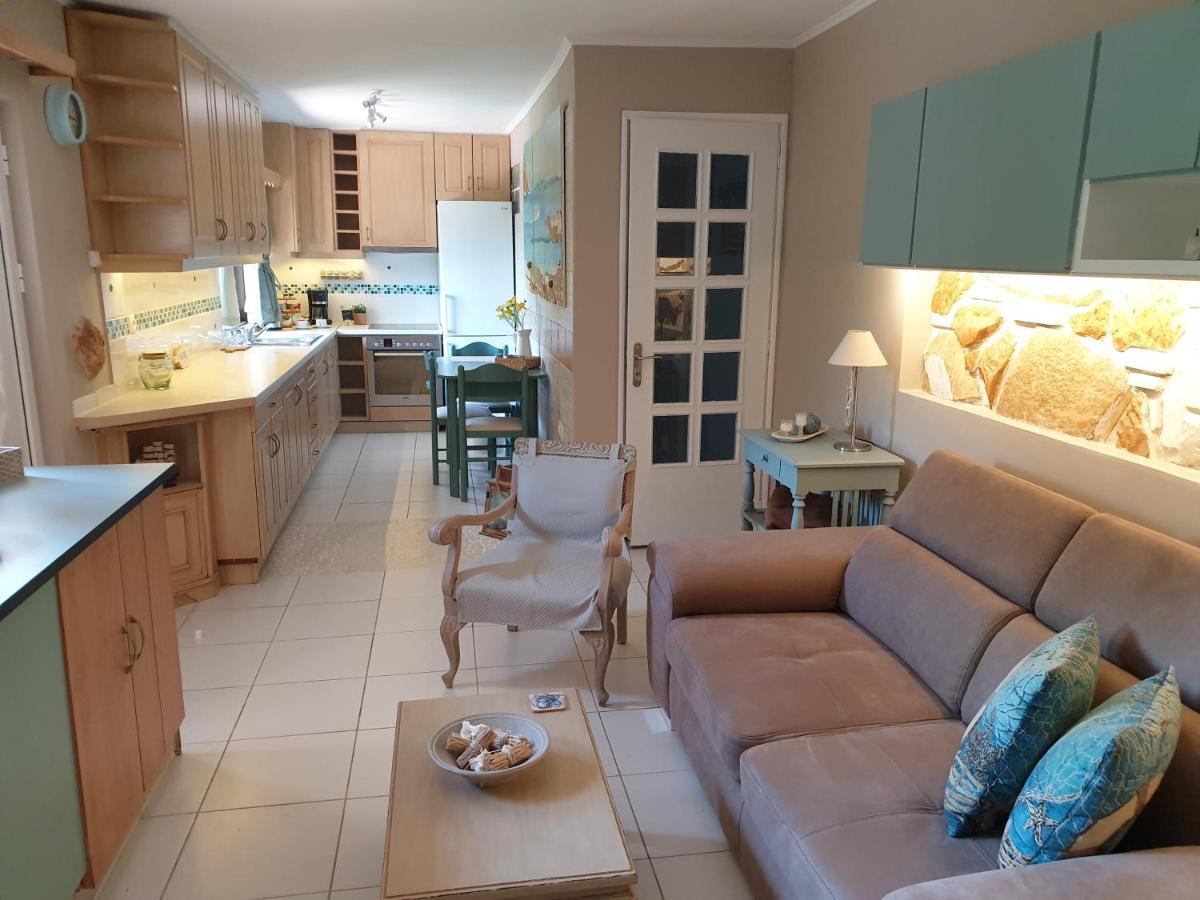 Deluxe Apartment Near The Airport Adults Only Porto Rafti Bagian luar foto