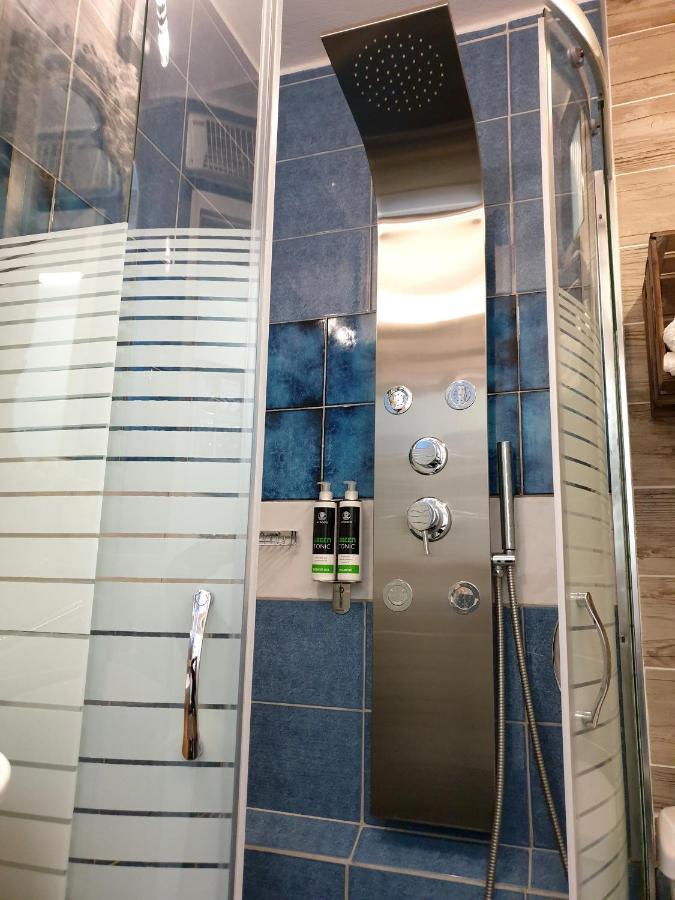 Deluxe Apartment Near The Airport Adults Only Porto Rafti Bagian luar foto