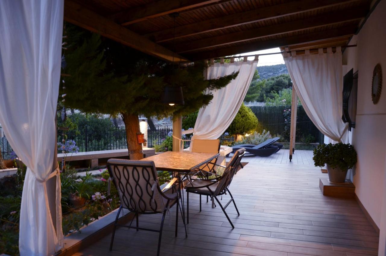 Deluxe Apartment Near The Airport Adults Only Porto Rafti Bagian luar foto
