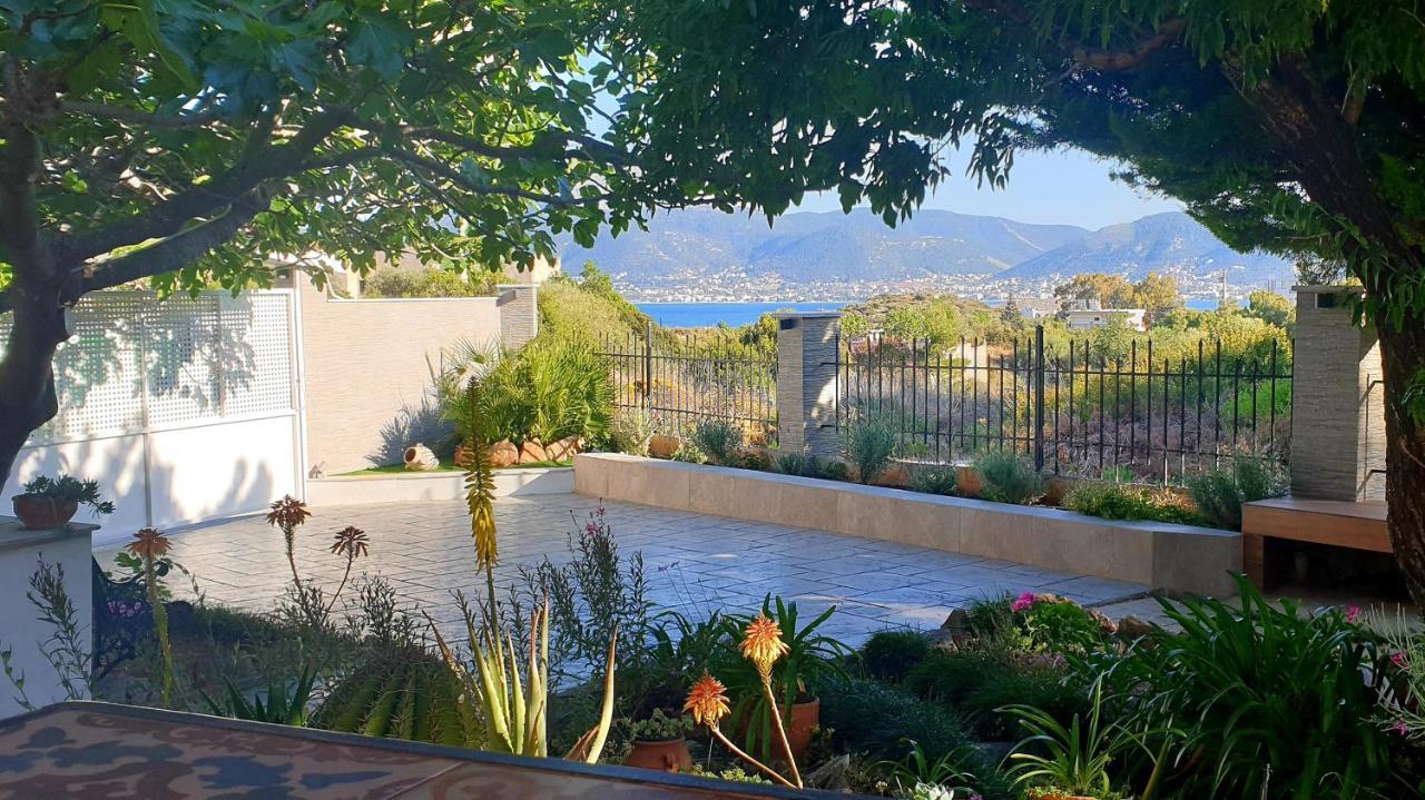 Deluxe Apartment Near The Airport Adults Only Porto Rafti Bagian luar foto