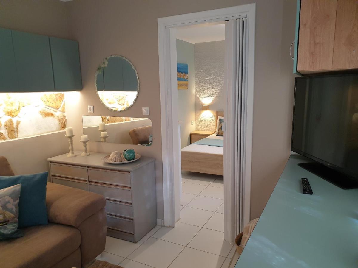 Deluxe Apartment Near The Airport Adults Only Porto Rafti Bagian luar foto