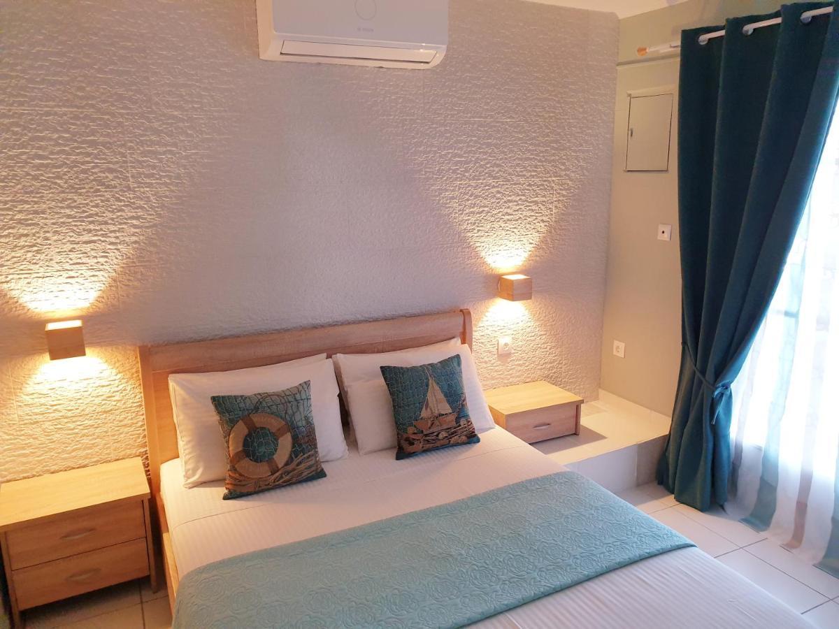 Deluxe Apartment Near The Airport Adults Only Porto Rafti Bagian luar foto