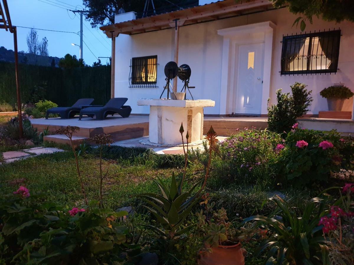 Deluxe Apartment Near The Airport Adults Only Porto Rafti Bagian luar foto